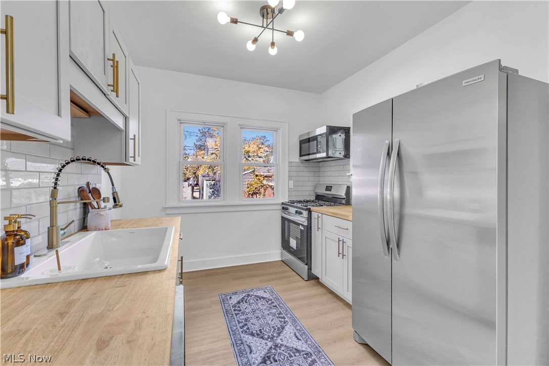 3289 Silsby Road Cleveland Heights OH 44118