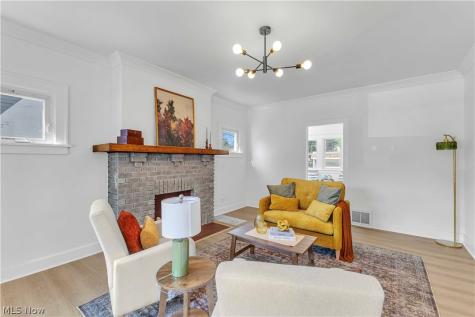 3289 Silsby Road Cleveland Heights OH 44118