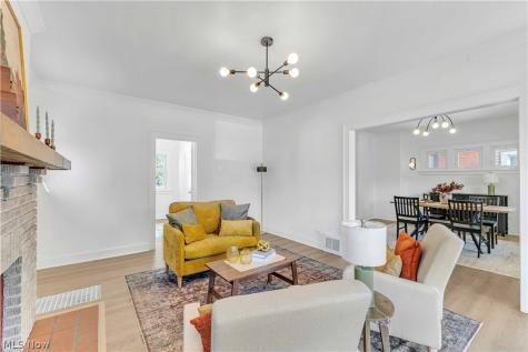 3289 Silsby Road Cleveland Heights OH 44118