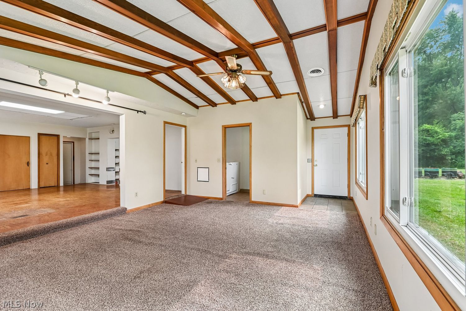 803 N Main Street Amherst OH 44001