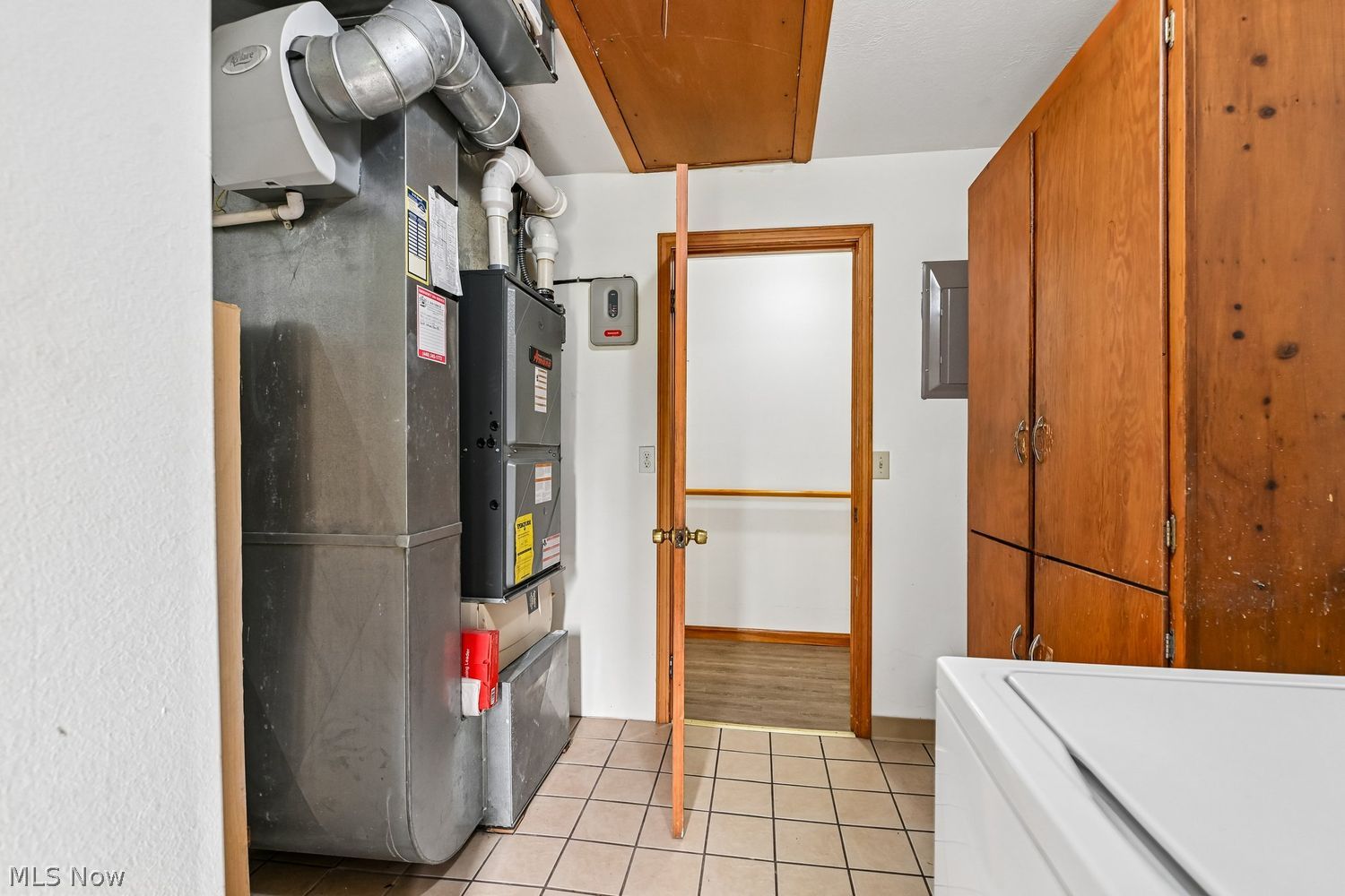 803 N Main Street Amherst OH 44001