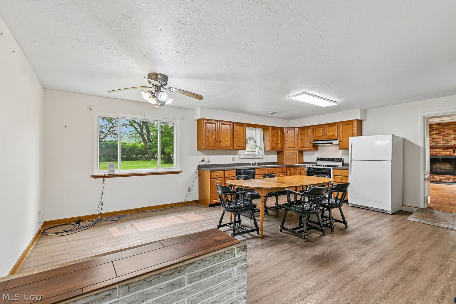 803 N Main Street Amherst OH 44001