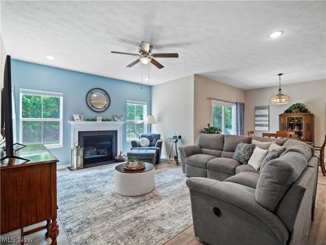 757 Hampshire Court Amherst OH 44001