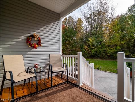 757 Hampshire Court Amherst OH 44001