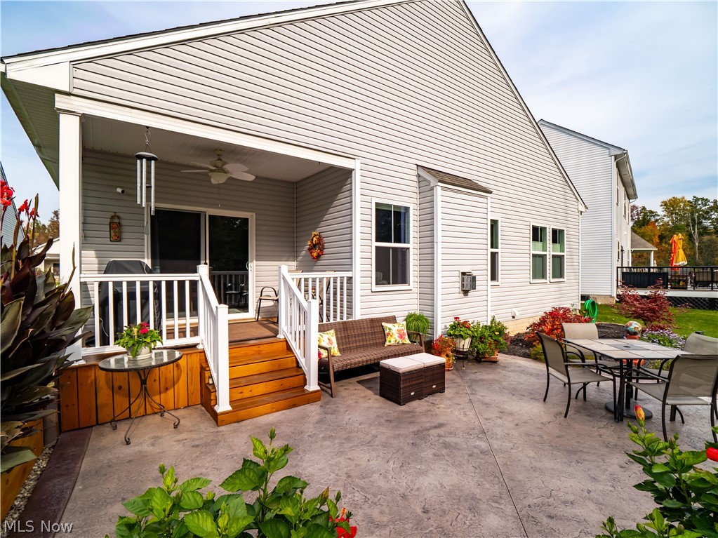 757 Hampshire Court Amherst OH 44001