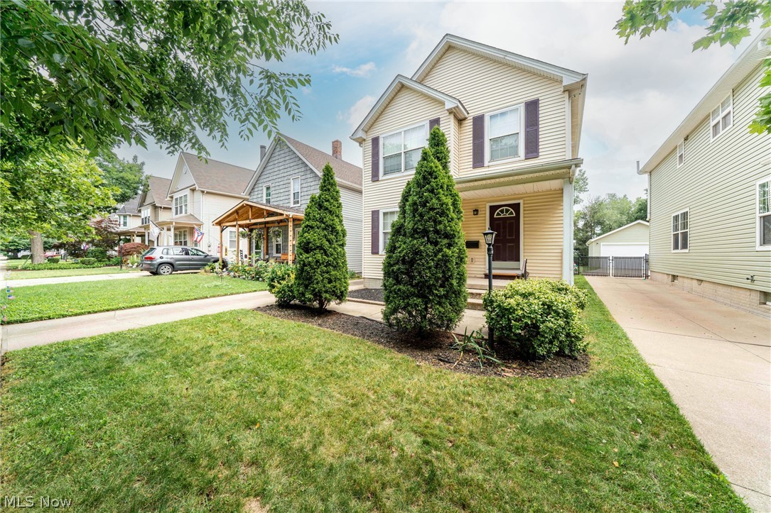 2477 W 5th Street Cleveland OH 44113