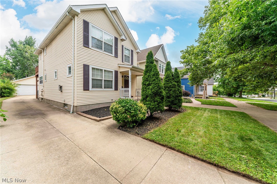 2477 W 5th Street Cleveland OH 44113