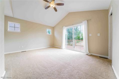 2477 W 5th Street Cleveland OH 44113