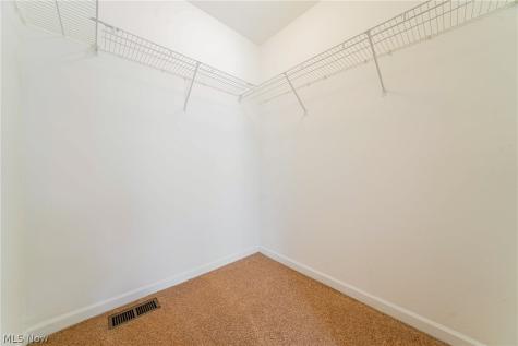 2477 W 5th Street Cleveland OH 44113