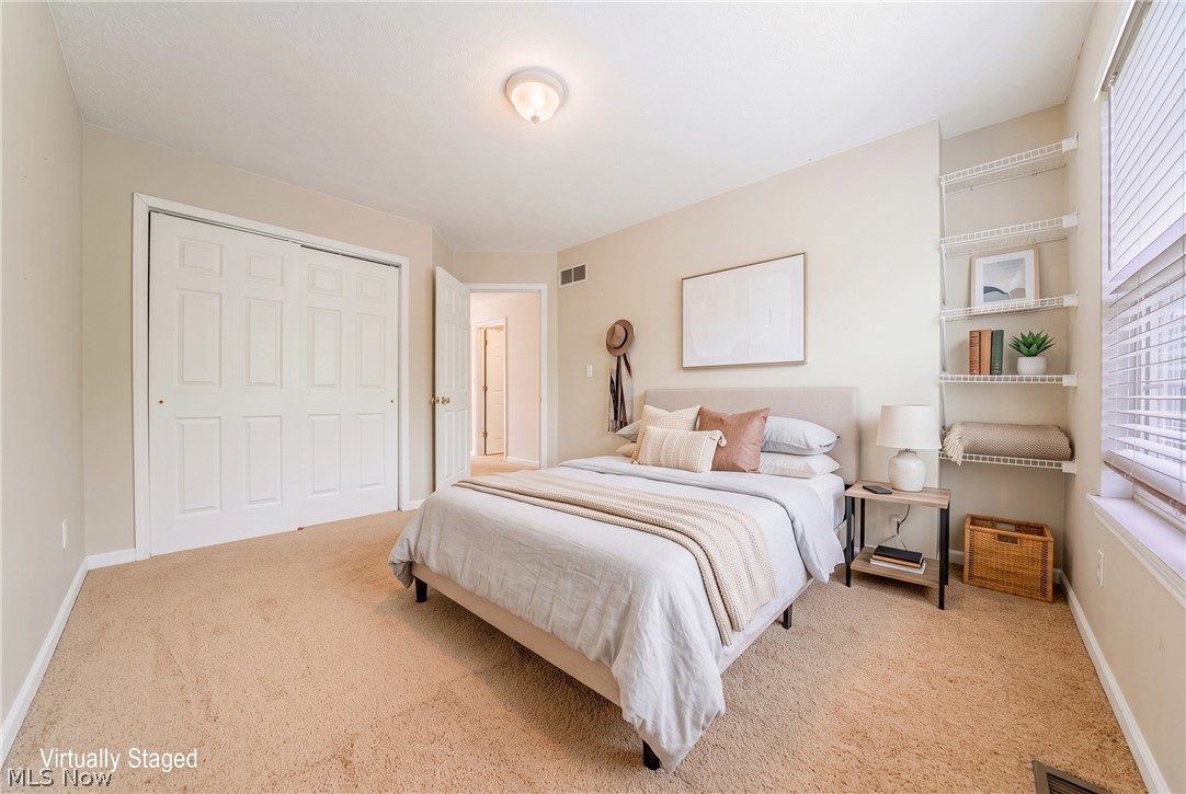 2477 W 5th Street Cleveland OH 44113
