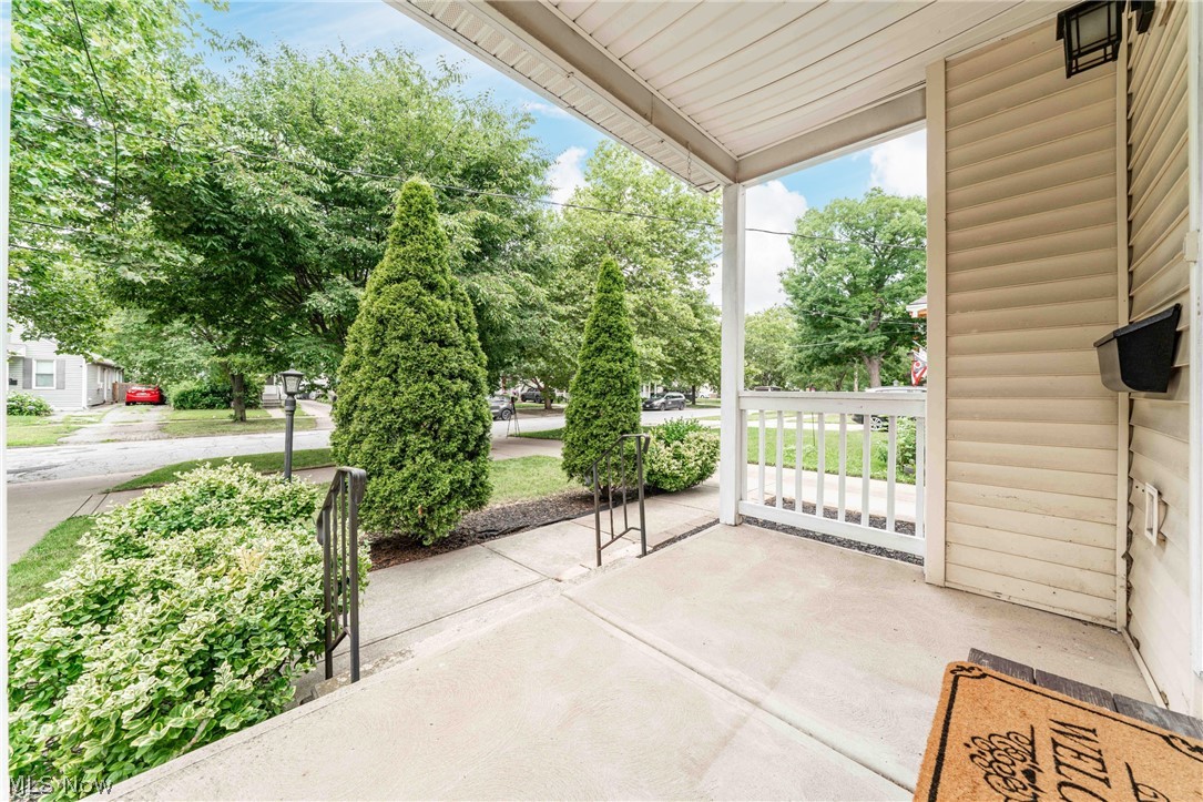 2477 W 5th Street Cleveland OH 44113