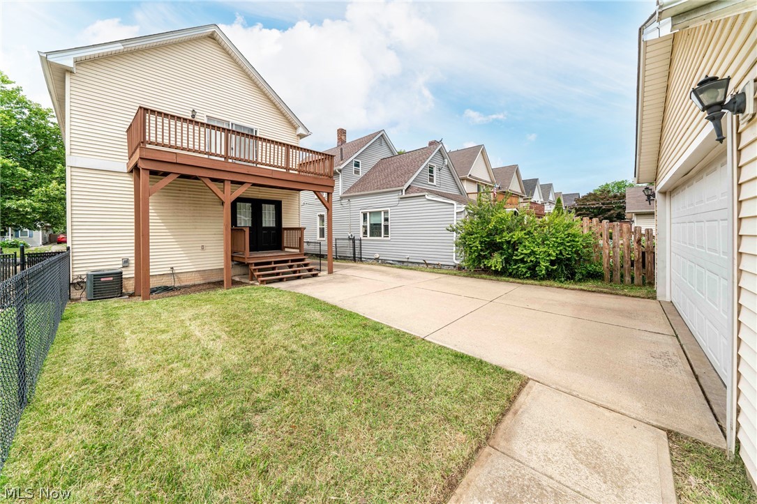 2477 W 5th Street Cleveland OH 44113