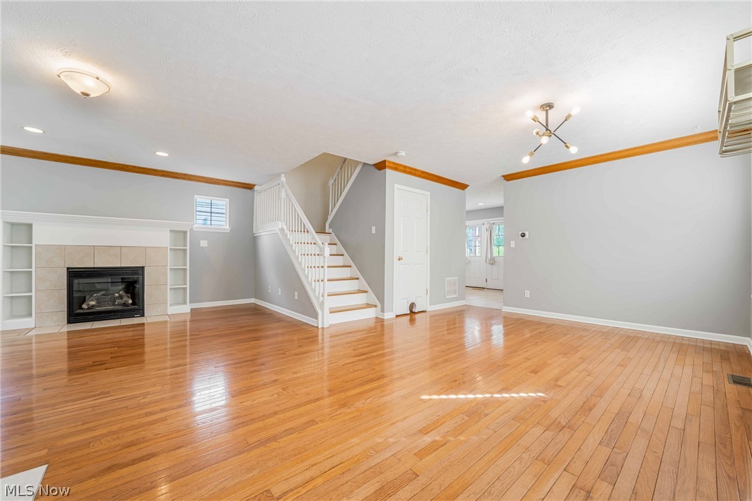 2477 W 5th Street Cleveland OH 44113