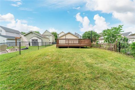 2477 W 5th Street Cleveland OH 44113