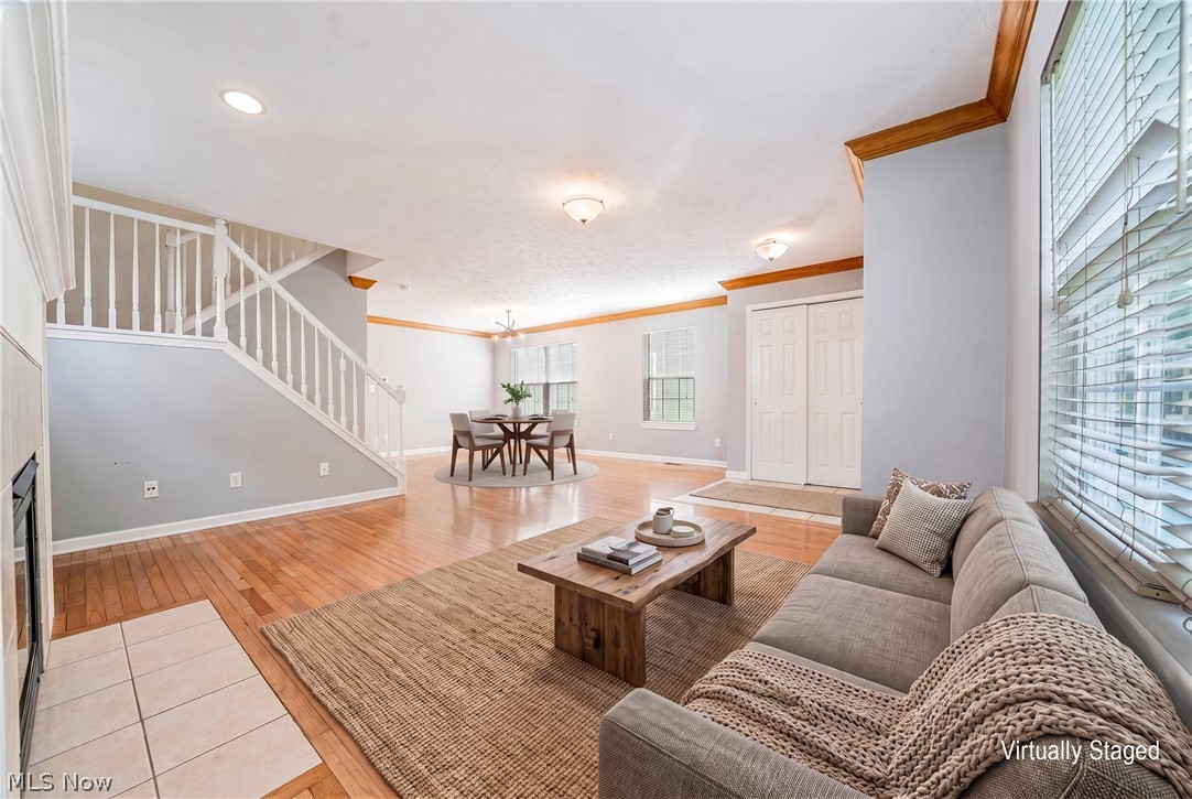 2477 W 5th Street Cleveland OH 44113