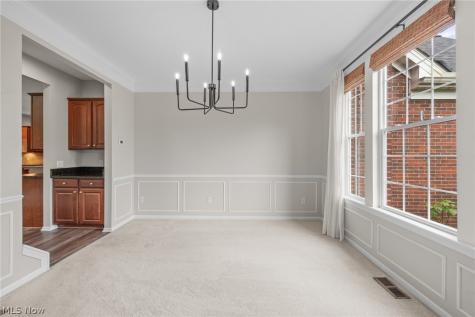 37903 Heron Lane Avon OH 44011