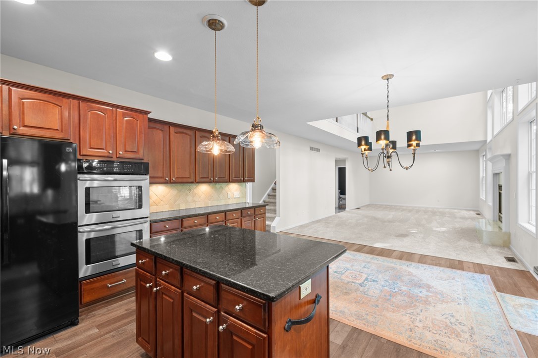 37903 Heron Lane Avon OH 44011