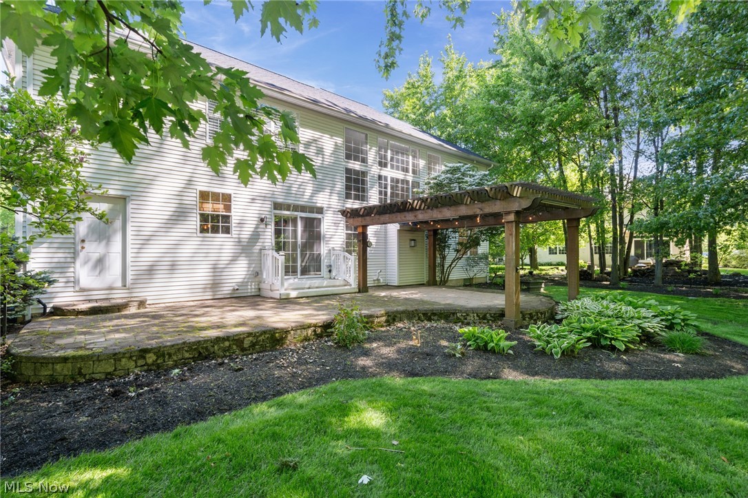 37903 Heron Lane Avon OH 44011