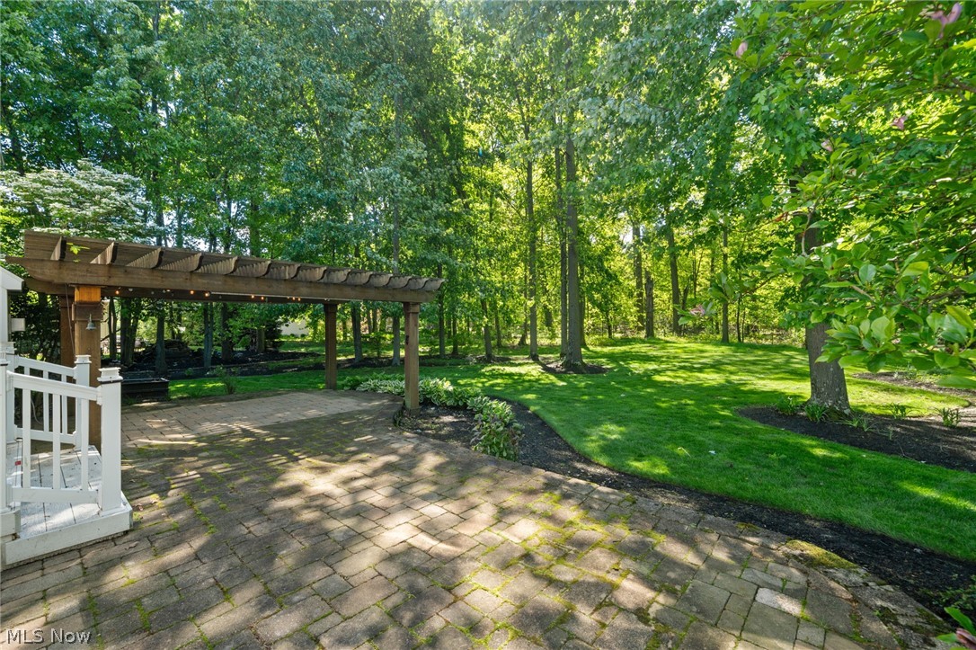 37903 Heron Lane Avon OH 44011