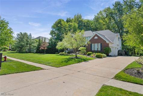 37903 Heron Lane Avon OH 44011