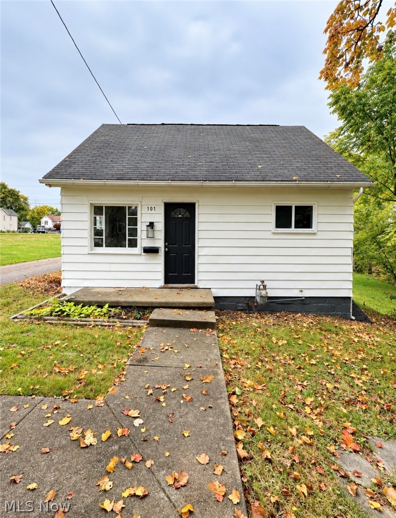 101 N 9th Street Byesville OH 43723