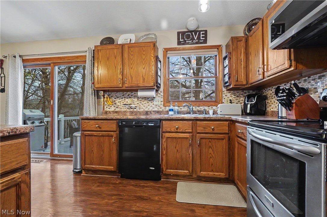 144 Joel Drive Mogadore OH 44260