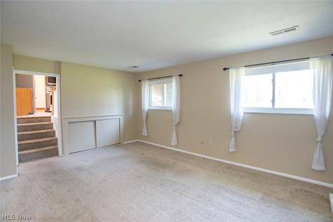 18267 Walnut Drive Strongsville OH 44149