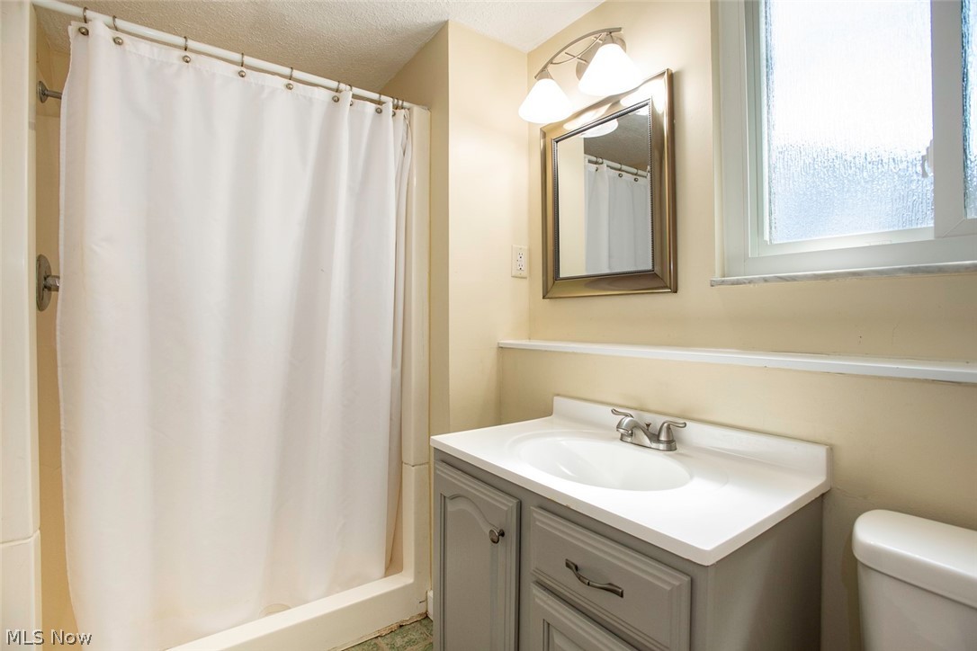 18267 Walnut Drive Strongsville OH 44149