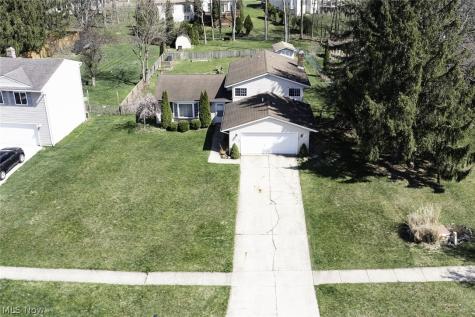 18267 Walnut Drive Strongsville OH 44149