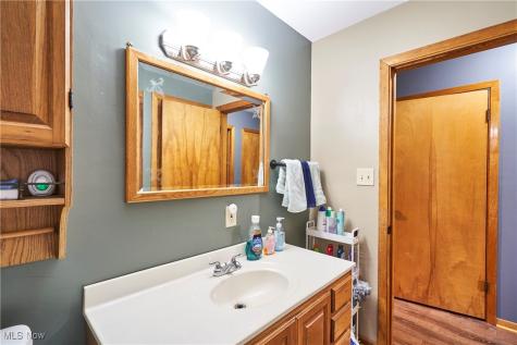 479 Junior Avenue Akron OH 44312
