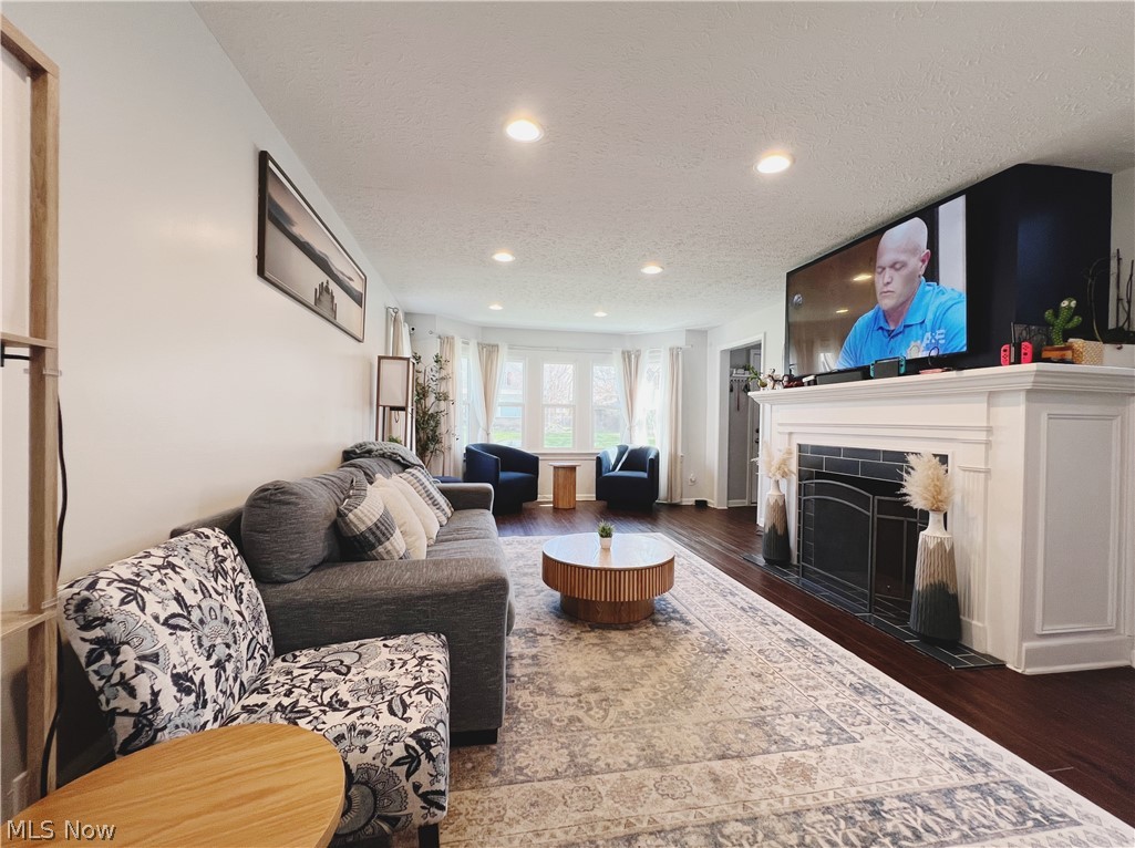 25291 Chatworth Drive Euclid OH 44117