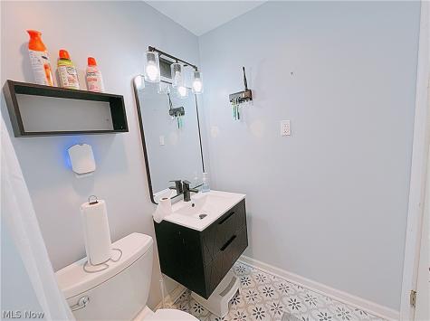 25291 Chatworth Drive Euclid OH 44117