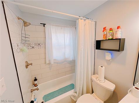 25291 Chatworth Drive Euclid OH 44117