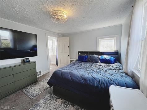 25291 Chatworth Drive Euclid OH 44117
