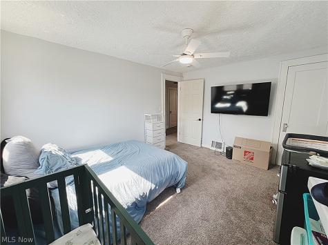 25291 Chatworth Drive Euclid OH 44117