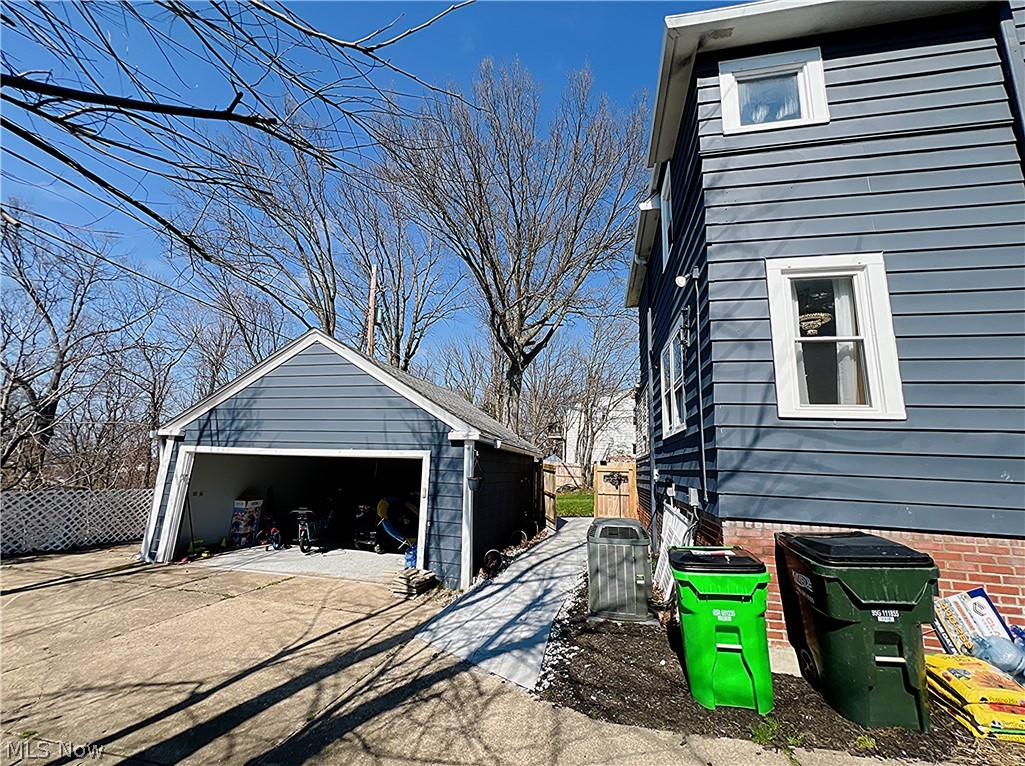 25291 Chatworth Drive Euclid OH 44117