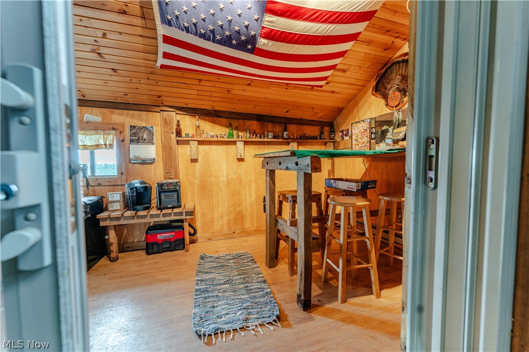 28957 Trail 420 Fresno OH 43824