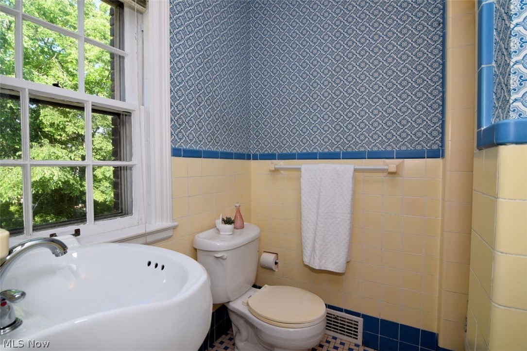 3118 Keswick Road Shaker Heights OH 44120