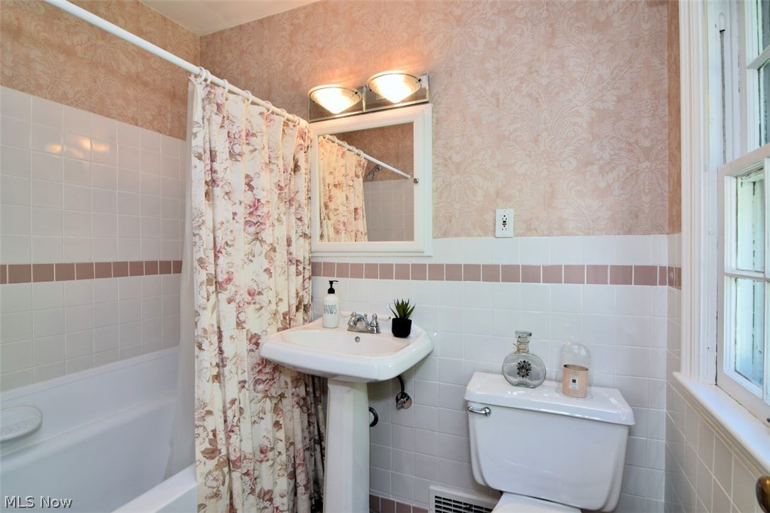3118 Keswick Road Shaker Heights OH 44120