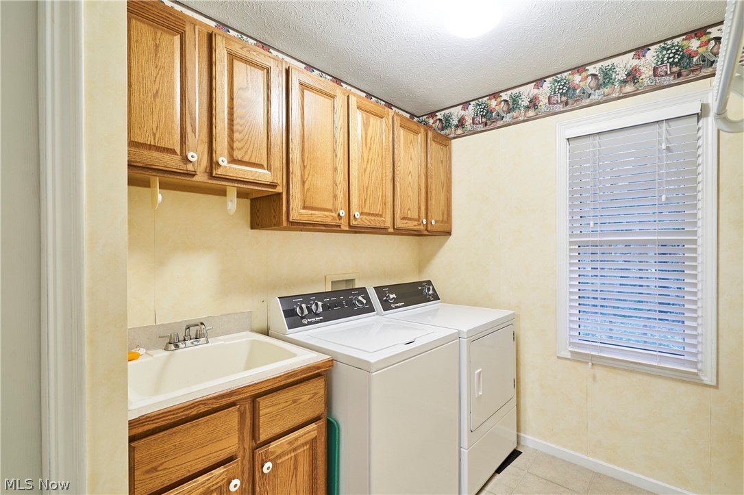 11750 Derbyshire Lane Auburn OH 44023