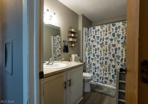 957 Carnegie Avenue Akron OH 44314