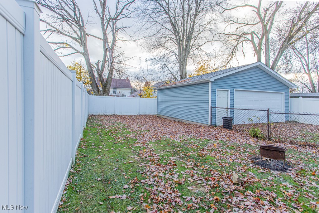 344 Arlington Boulevard Newton Falls OH 44444
