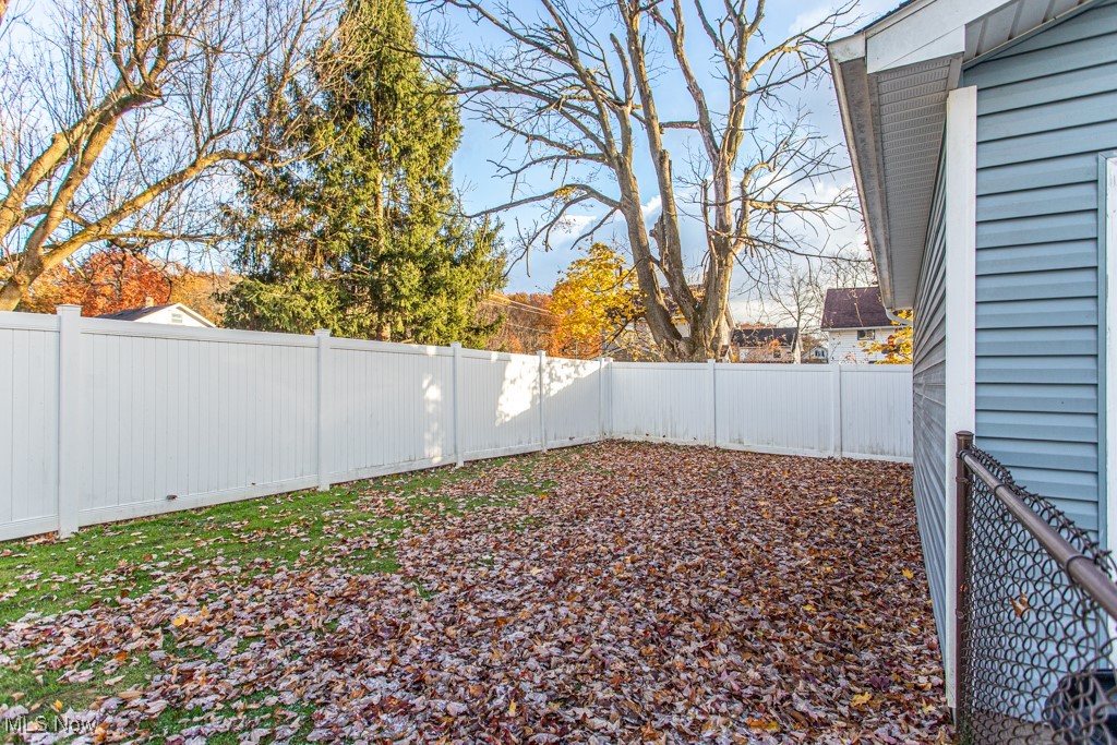 344 Arlington Boulevard Newton Falls OH 44444