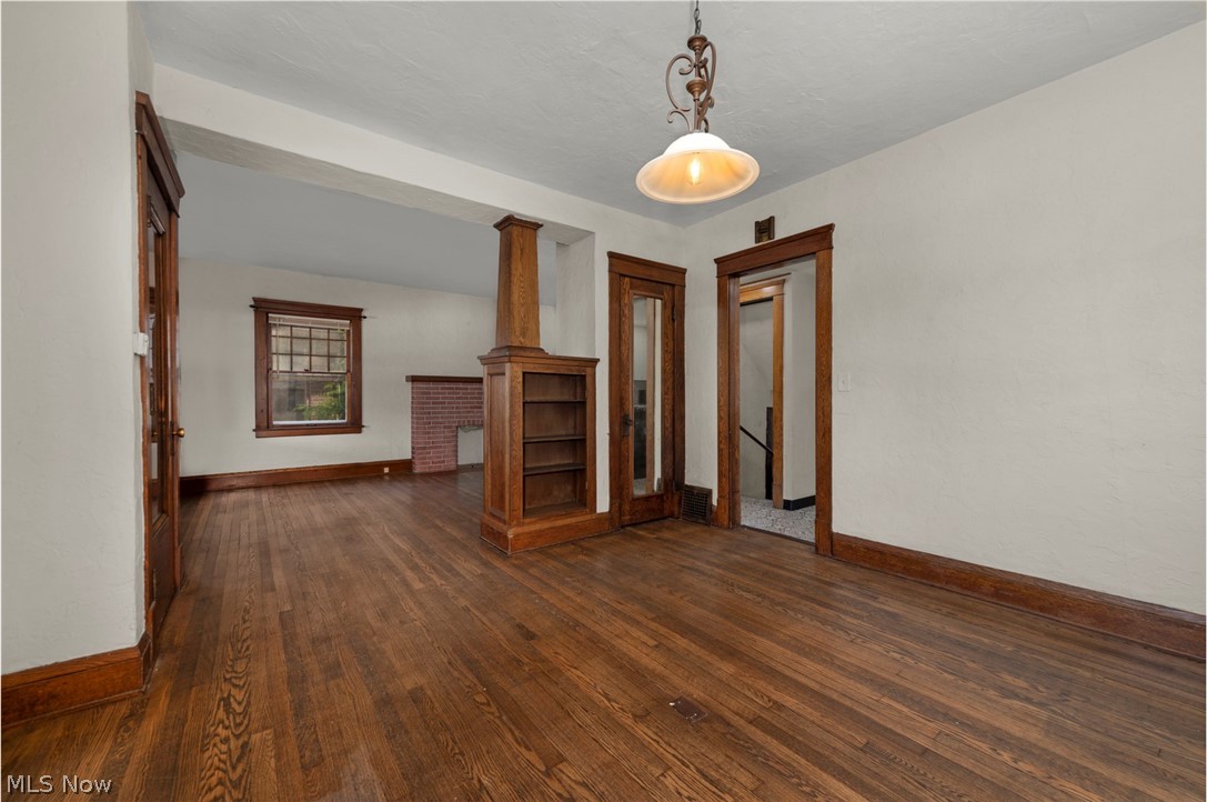 15242 Lake Shore Boulevard Cleveland OH 44110