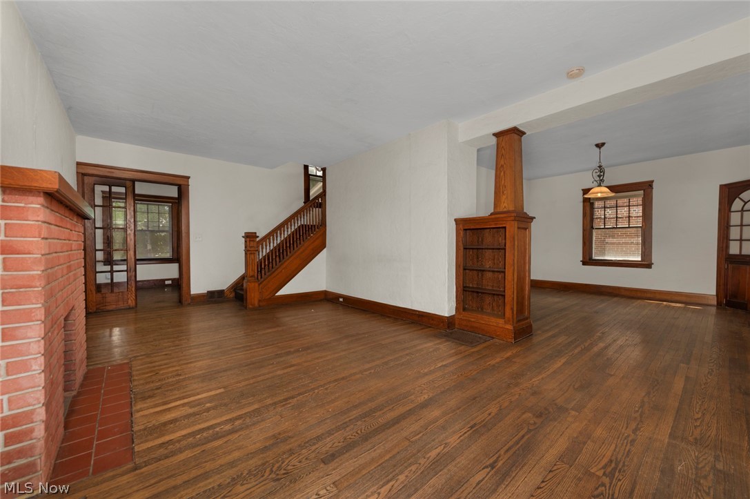 15242 Lake Shore Boulevard Cleveland OH 44110