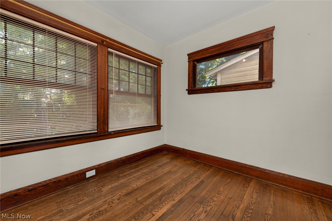 15242 Lake Shore Boulevard Cleveland OH 44110