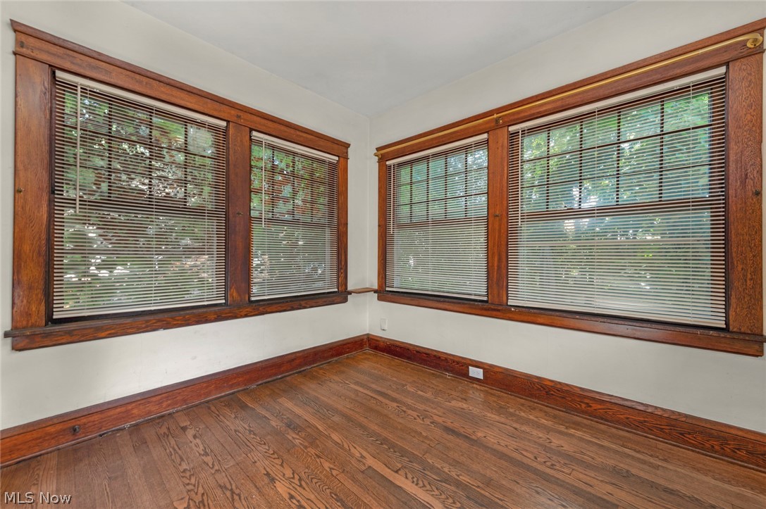 15242 Lake Shore Boulevard Cleveland OH 44110