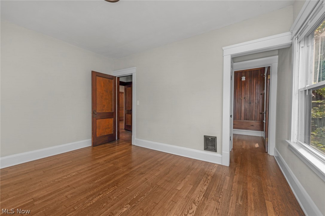 15242 Lake Shore Boulevard Cleveland OH 44110