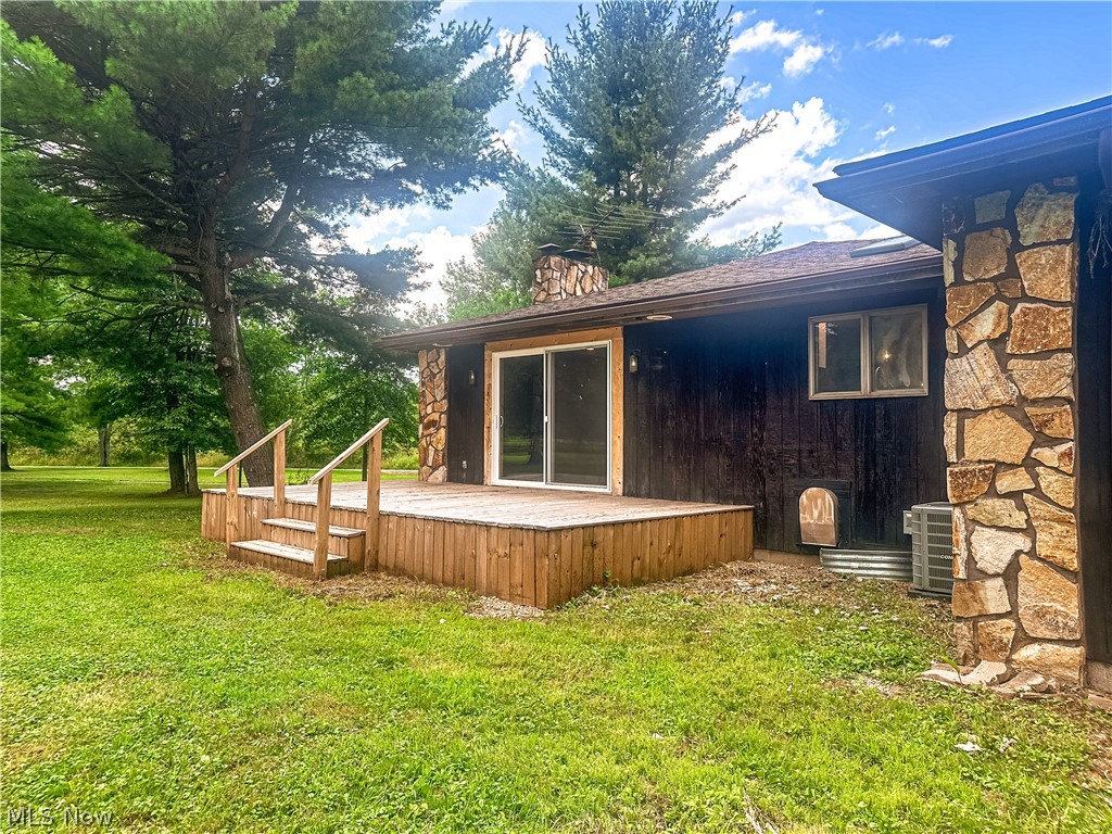 986 Bristol Champion Townline Road NE Bristolville OH 44402