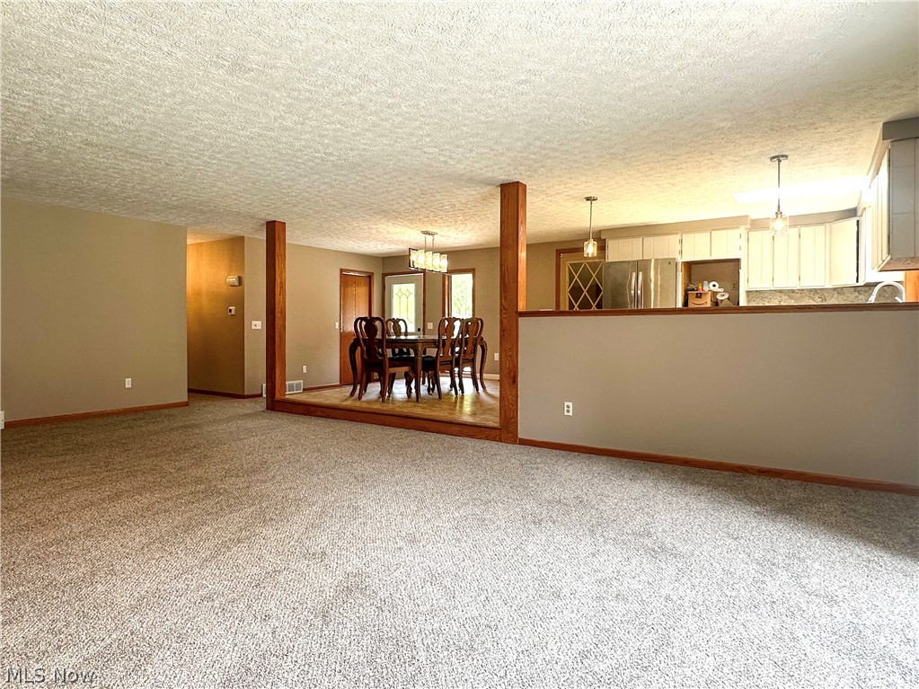 986 Bristol Champion Townline Road NE Bristolville OH 44402